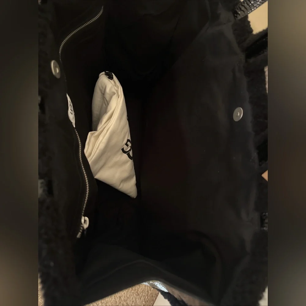 NWT Telfar & UGG Real Sheep Fur Black Large Shearling Shopping Bag - Picture 6 of 11